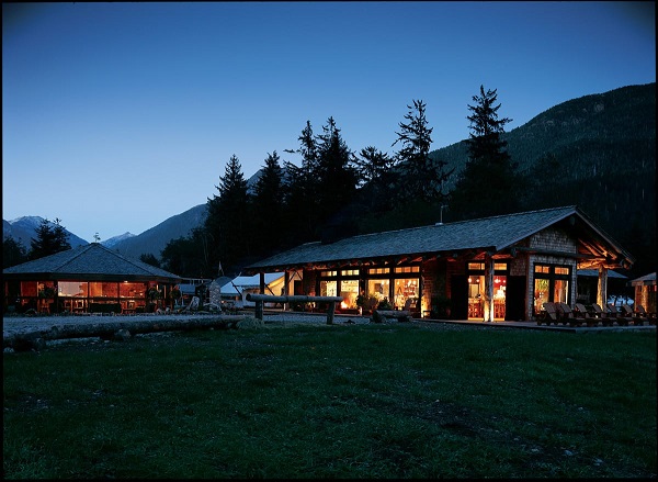 اقامتگاه CLAYOQUOT WILDERNESS، جزیره ونکوور، بریتیش‌کلمبیا