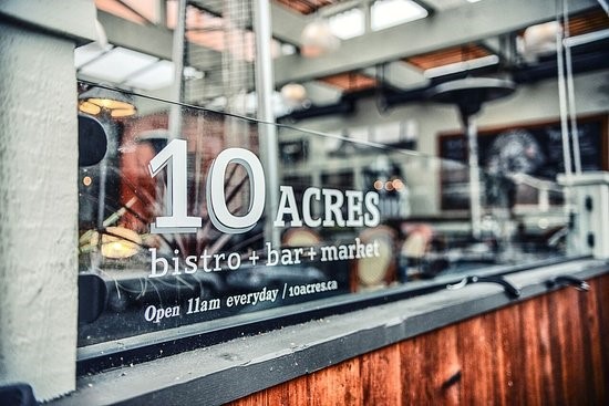 رستوان 10 Acres، شهر ویکتوریا