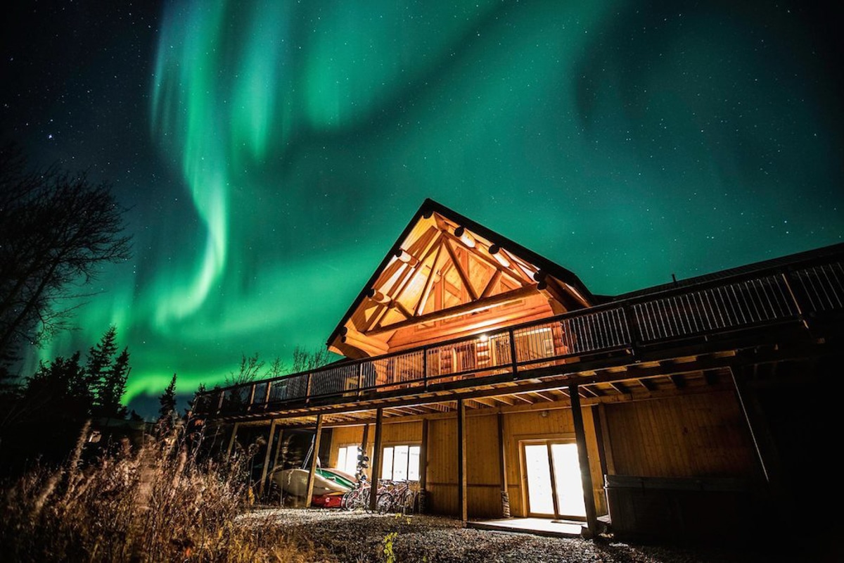 ©InnontheLake-Yukon_72